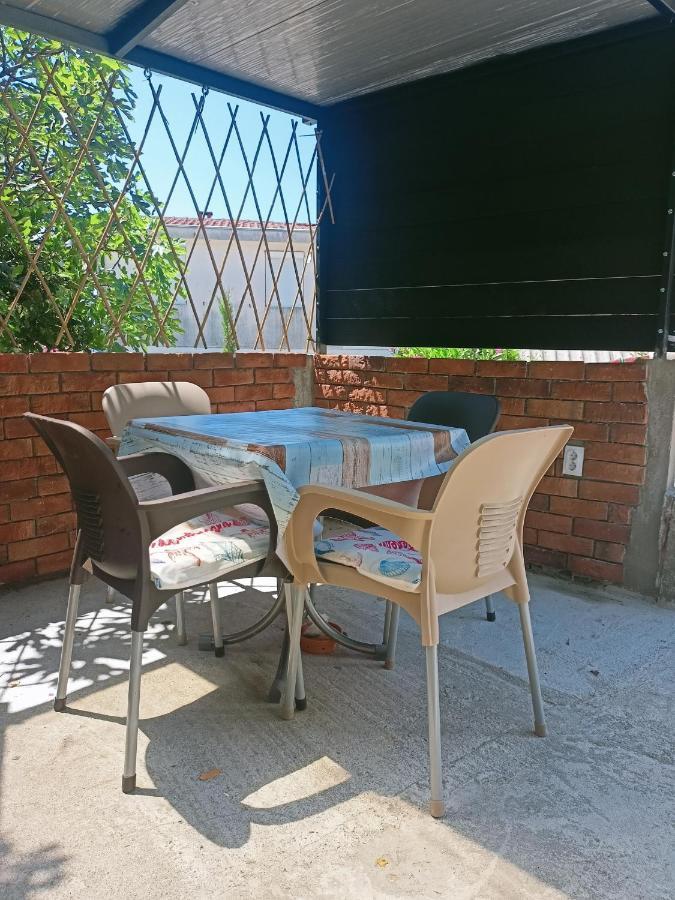 Anika Hotel Sutomore Exterior photo